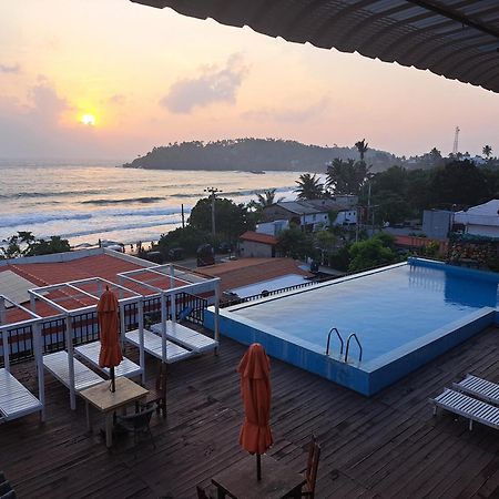 One World Mirissa Hotel Bagian luar foto