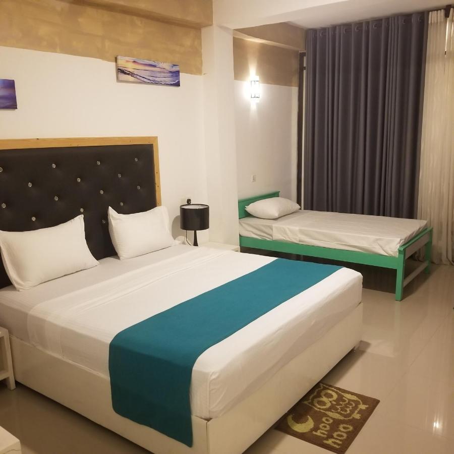 One World Mirissa Hotel Bagian luar foto