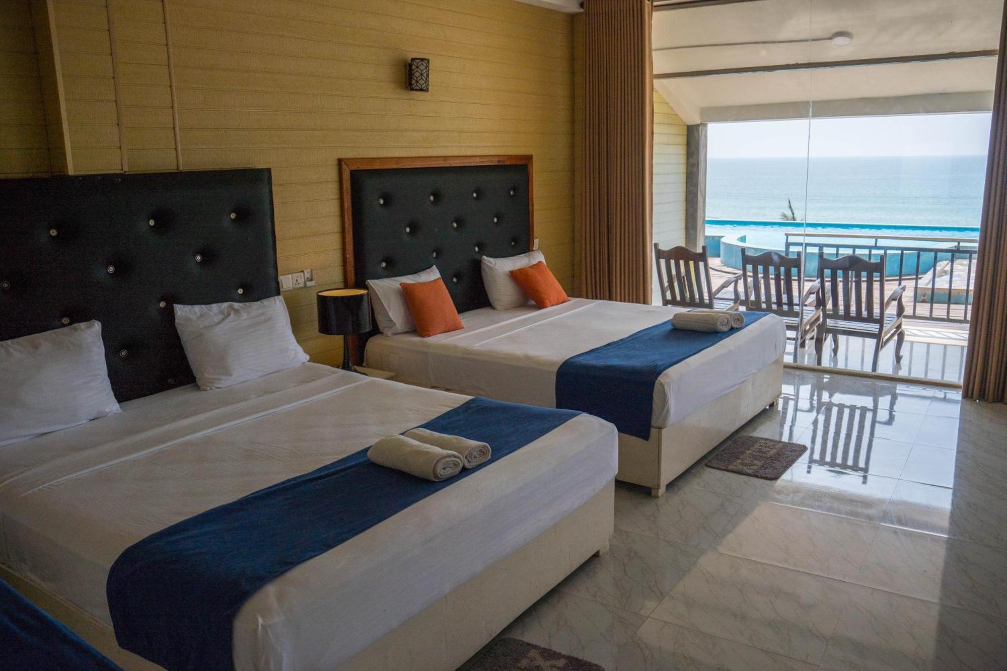 One World Mirissa Hotel Bagian luar foto