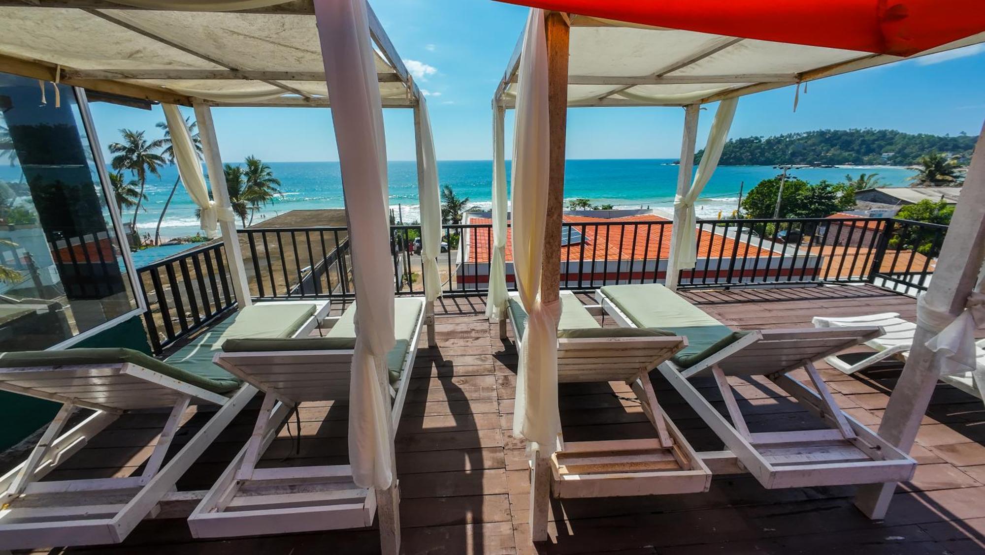 One World Mirissa Hotel Bagian luar foto